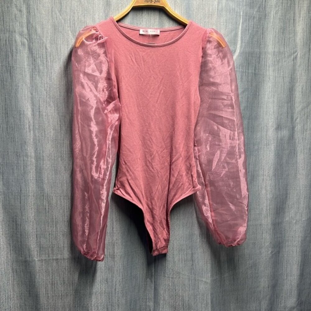 Simons Blue blush sheer sleeve pink body suit size small NWT